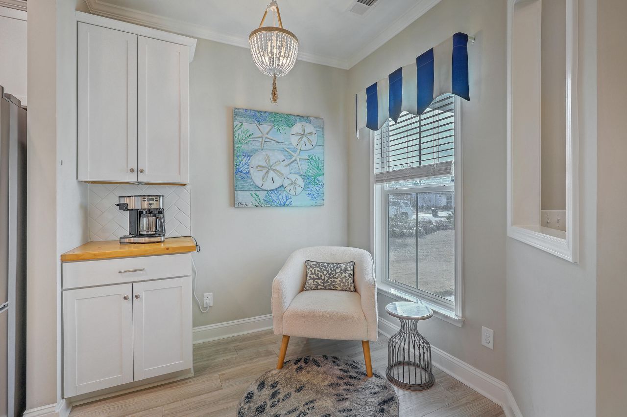 174 Garden Gate Way Photo 10