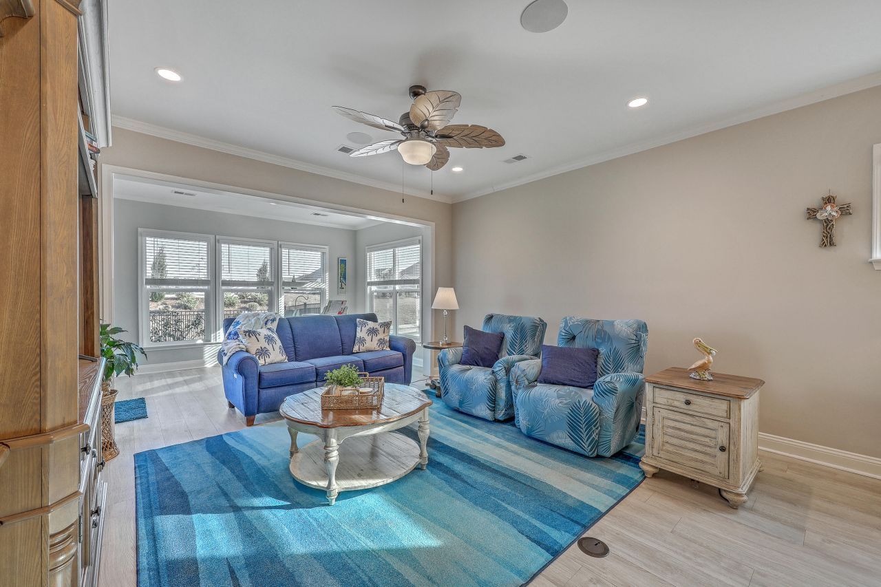 174 Garden Gate Way Photo 13