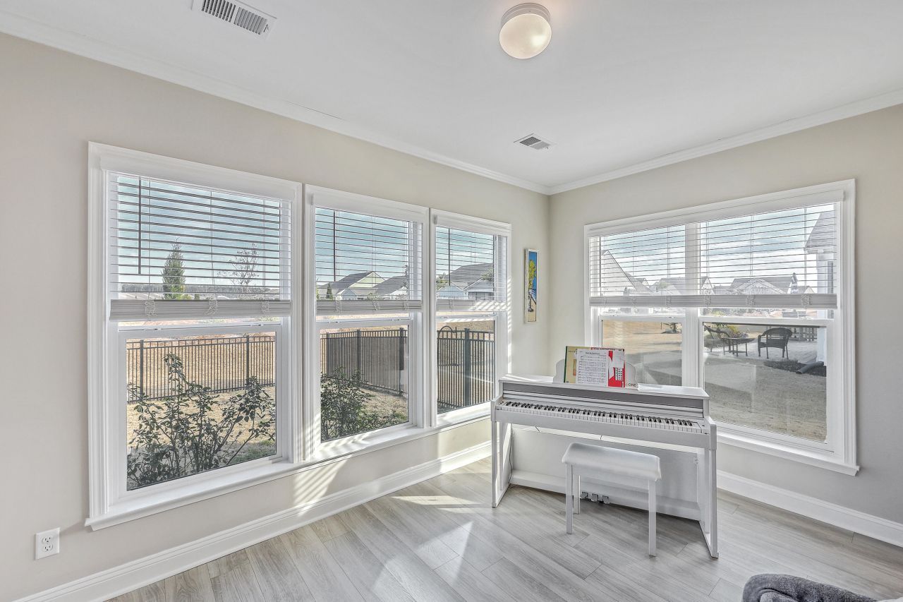 174 Garden Gate Way Photo 17