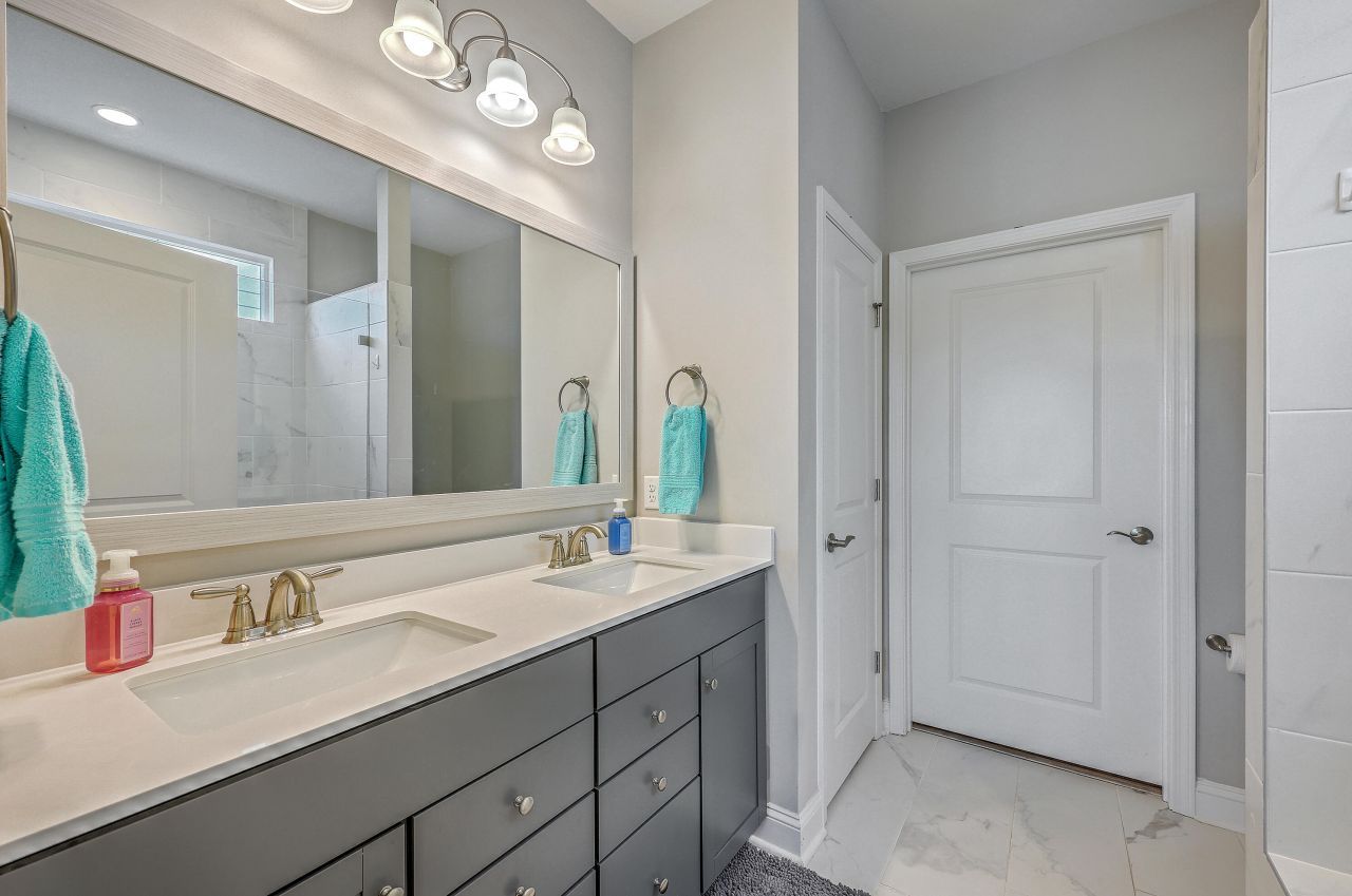 174 Garden Gate Way Photo 23