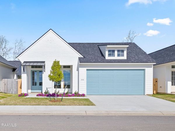 242 Jagged Grove Lane , Youngsville, LA 70592