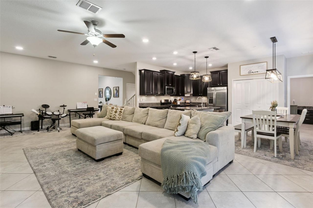 8816 Shady Pavillion Court, Land O Lakes, FL 34637 Photo