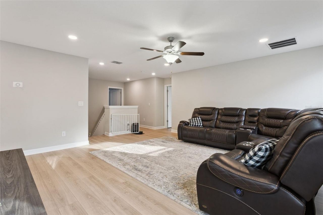 8816 Shady Pavillion Court, Land O Lakes, FL 34637 Photo