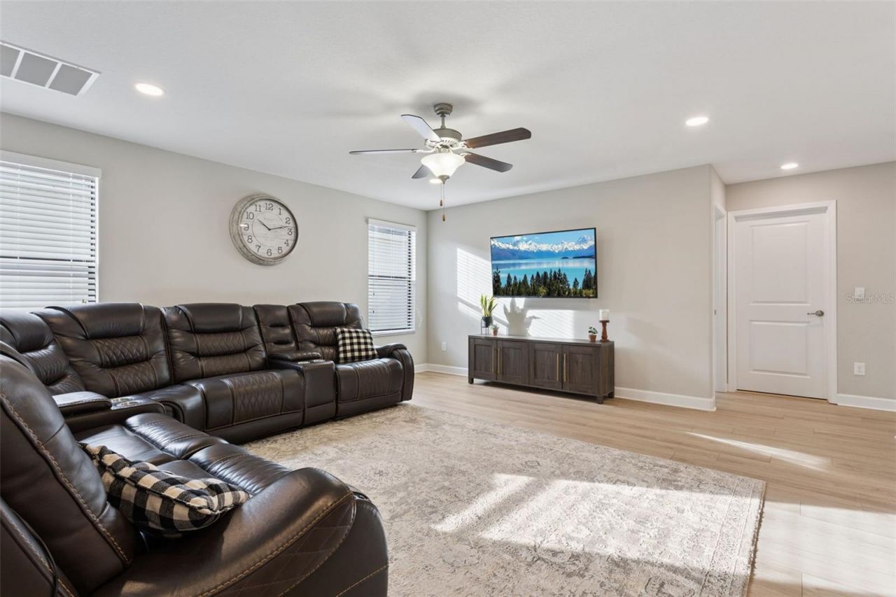 8816 Shady Pavillion Court, Land O Lakes, FL 34637 Photo