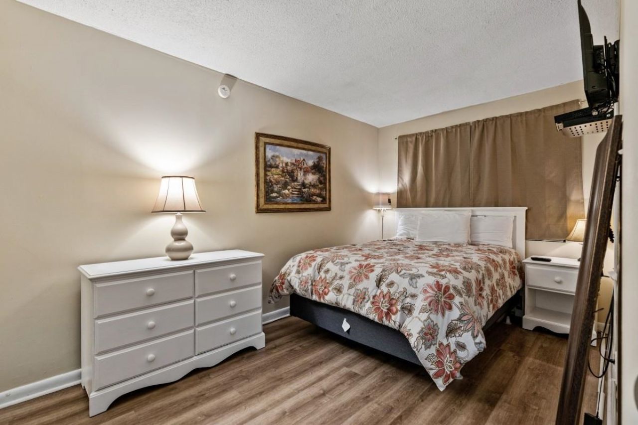 6100 N Ocean Blvd. Photo 5