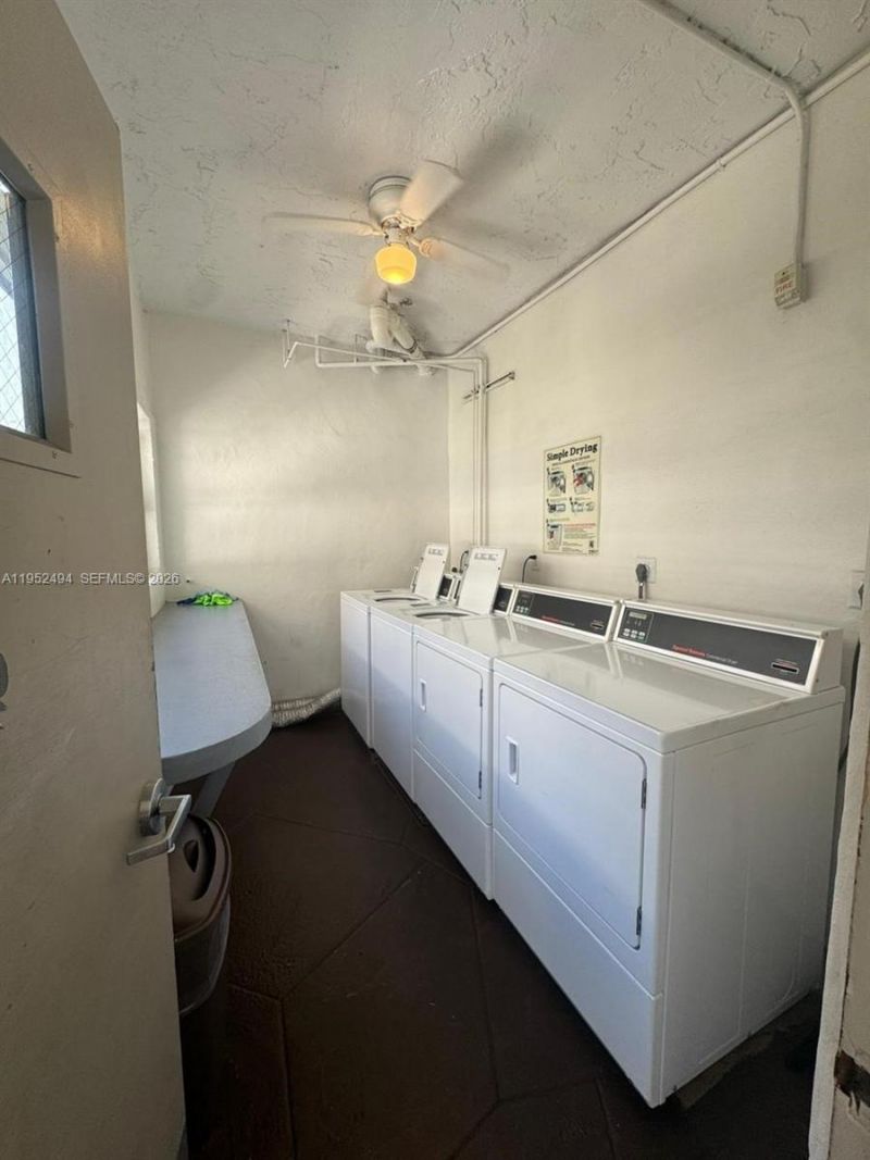 201 178th Dr, Unit 231, Sunny Isles Beach, FL 33160 Photo