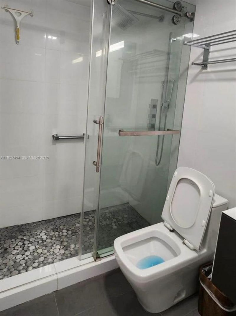 201 178th Dr, Unit 231, Sunny Isles Beach, FL 33160 Photo