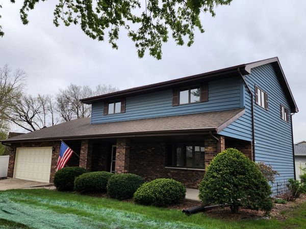 901 VALENCIA Drive, Shorewood, IL 60404