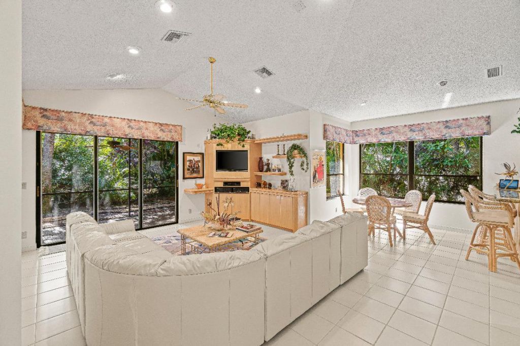 2250 NW 59th Street, Boca Raton, FL 33496 Photo