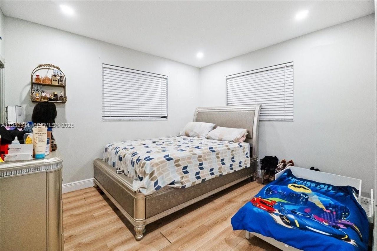 5402 NW 25th Ter, Tamarac, FL 33309 Photo