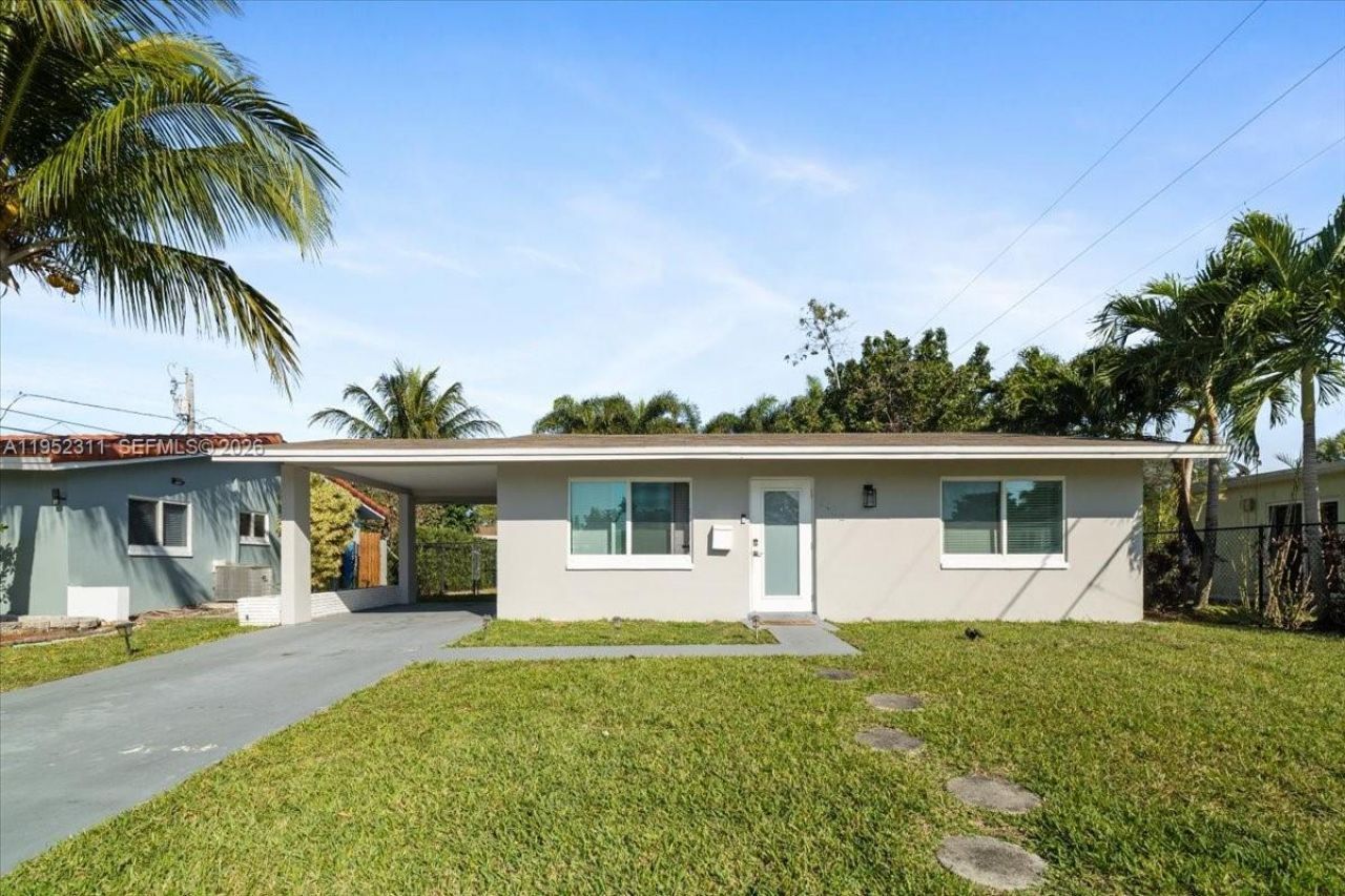 5402 NW 25th Ter, Tamarac, FL 33309 Photo