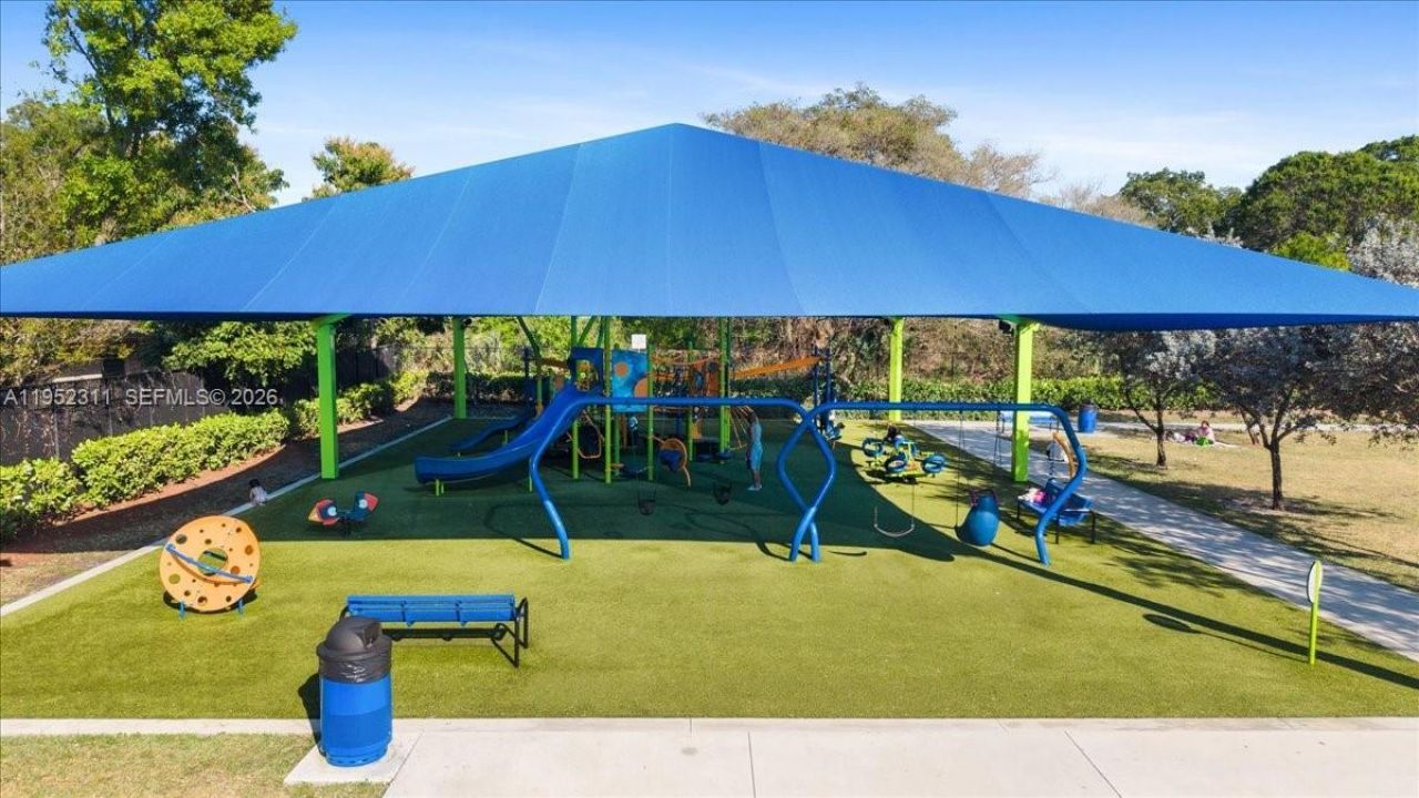 5402 NW 25th Ter, Tamarac, FL 33309 Photo