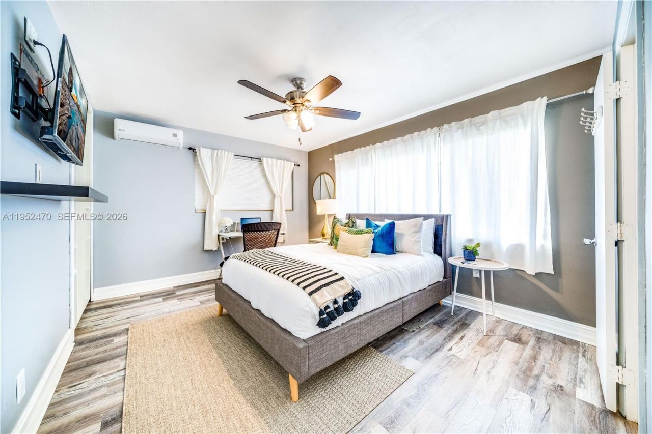 1230 NE 23rd Ct, Pompano Beach, FL 33064 Photo