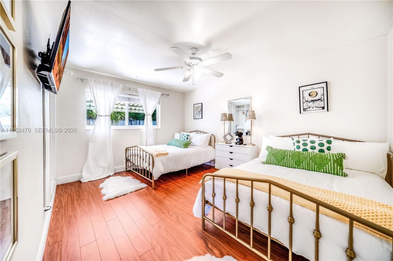 1230 NE 23rd Ct, Pompano Beach, FL 33064 Photo