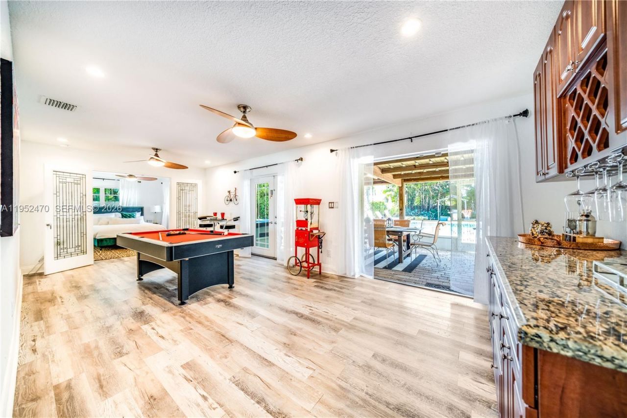 1230 NE 23rd Ct, Pompano Beach, FL 33064 Photo