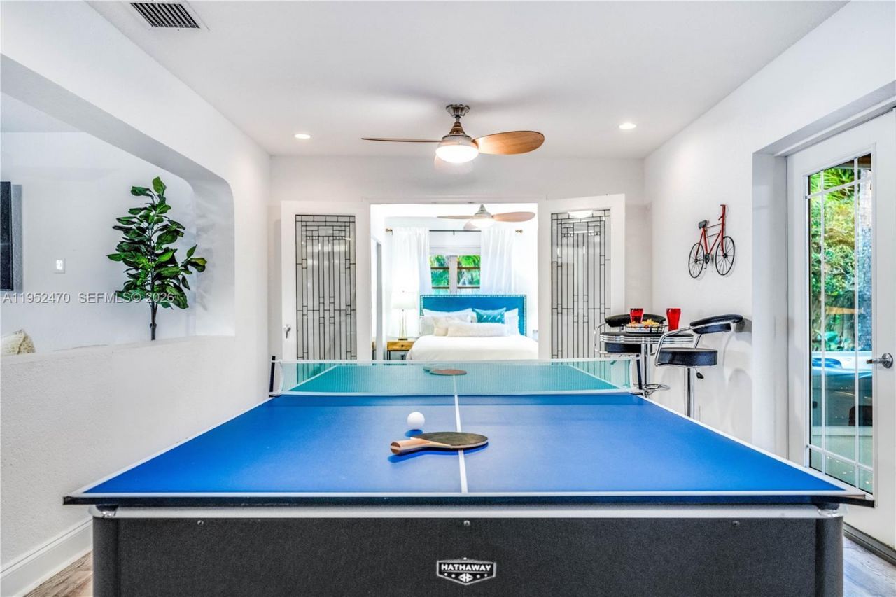 1230 NE 23rd Ct, Pompano Beach, FL 33064 Photo