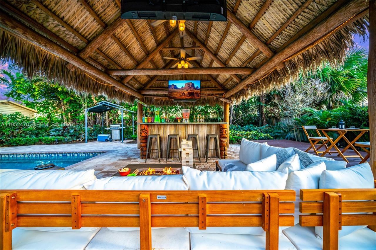 1230 NE 23rd Ct, Pompano Beach, FL 33064 Photo