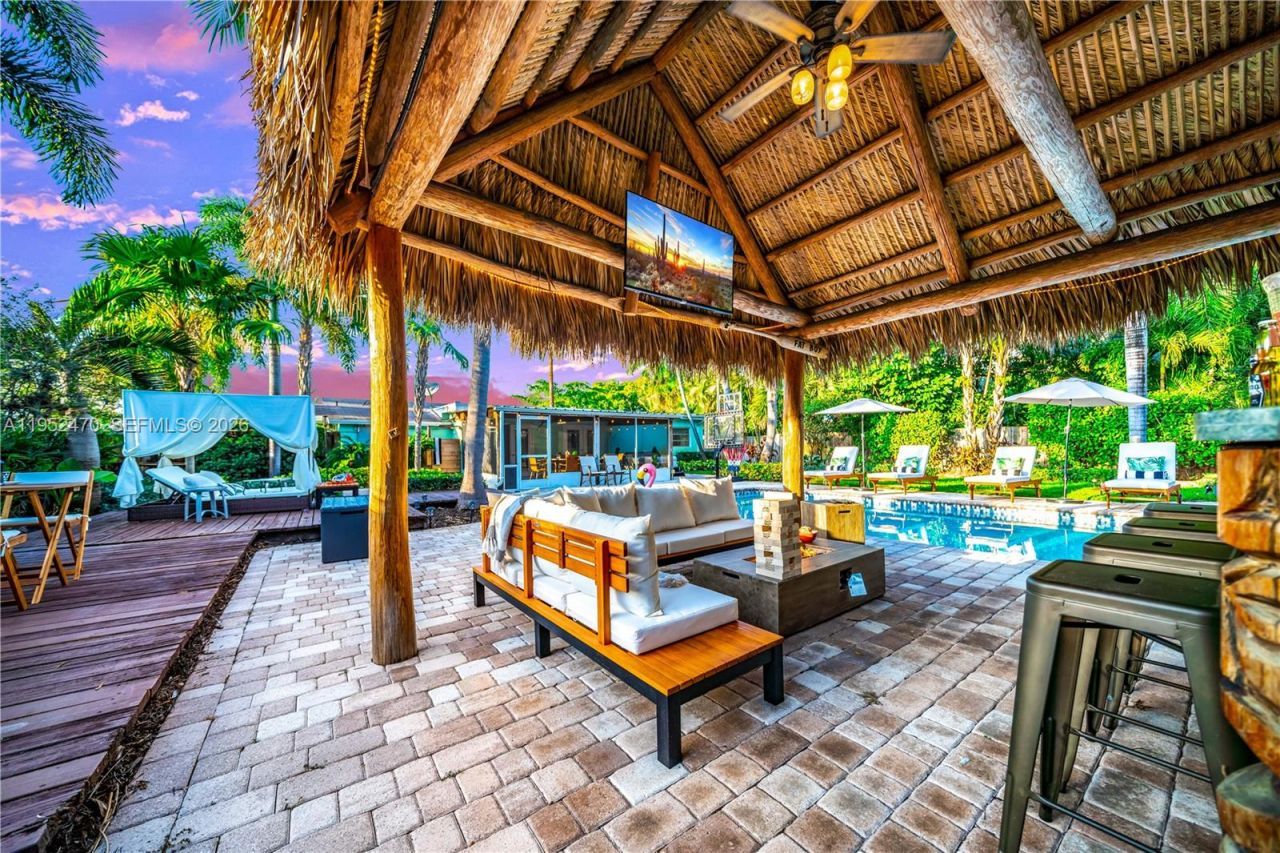 1230 NE 23rd Ct, Pompano Beach, FL 33064 Photo