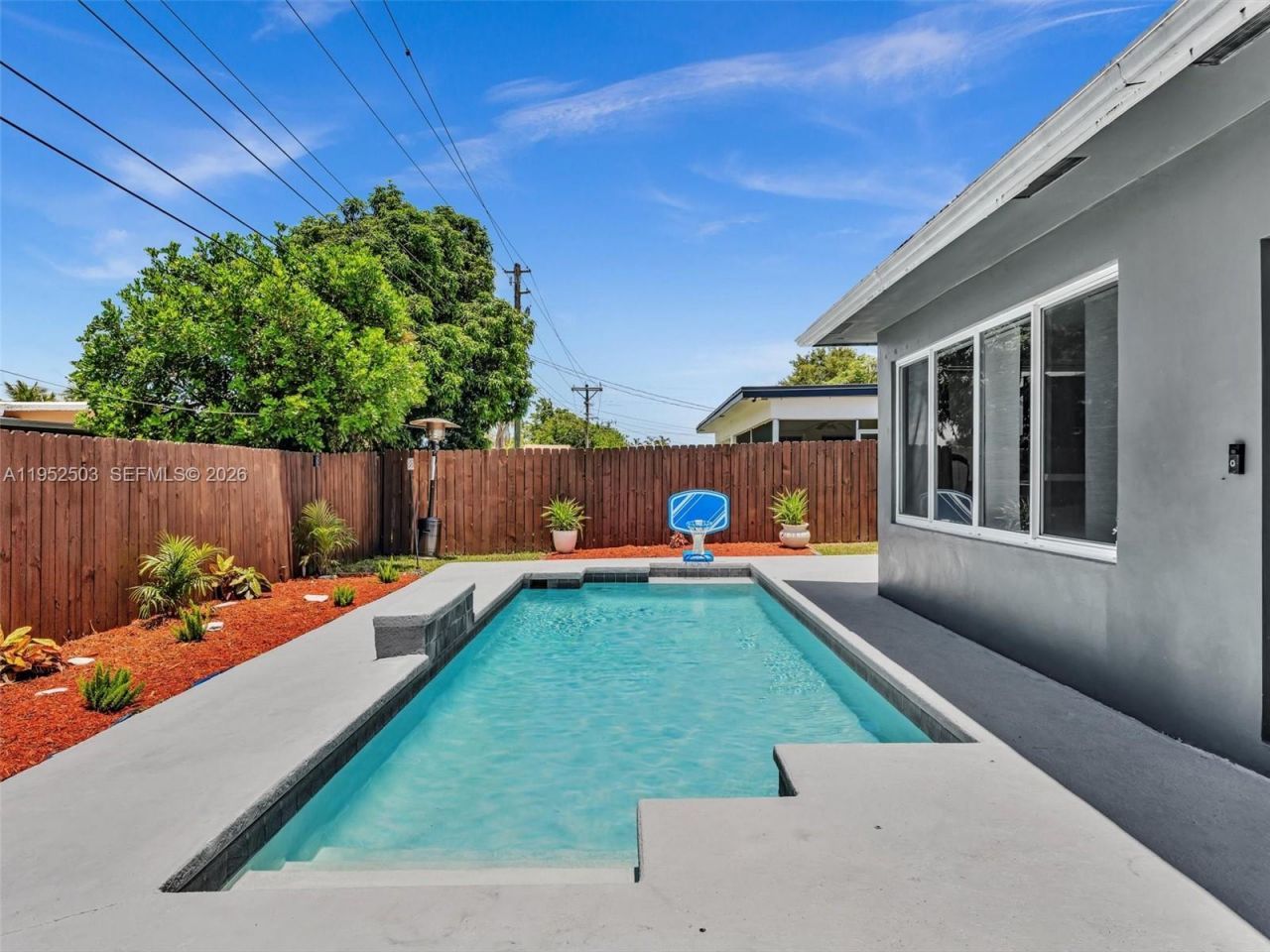 8581 NW 15th Ct, Pembroke Pines, FL 33024 Photo