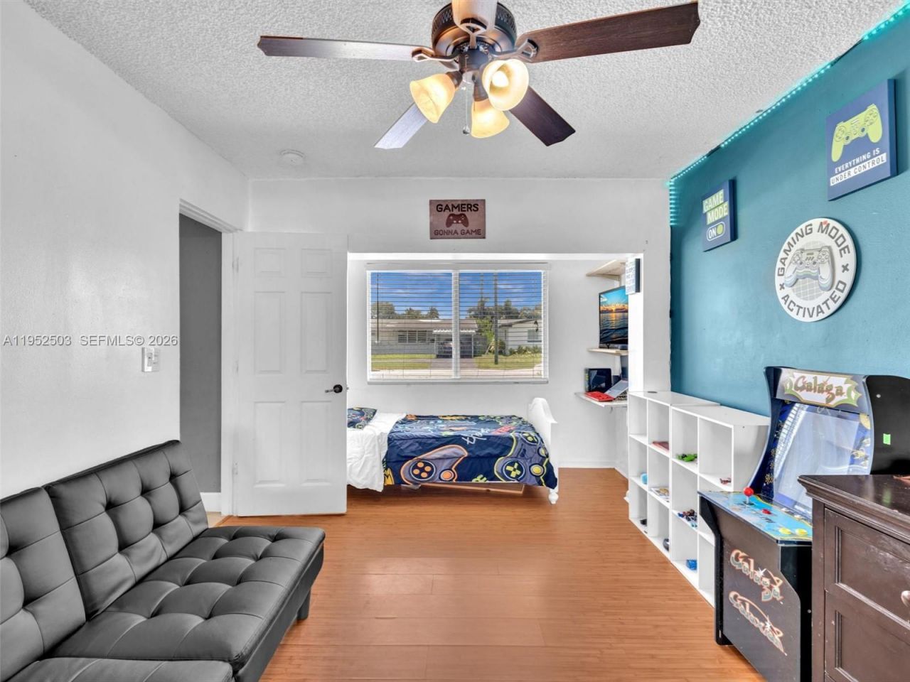 8581 NW 15th Ct, Pembroke Pines, FL 33024 Photo