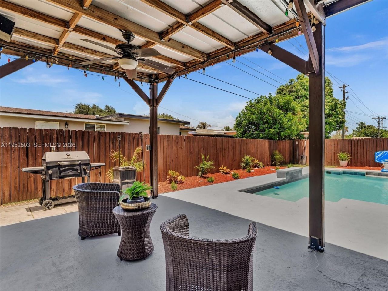 8581 NW 15th Ct, Pembroke Pines, FL 33024 Photo