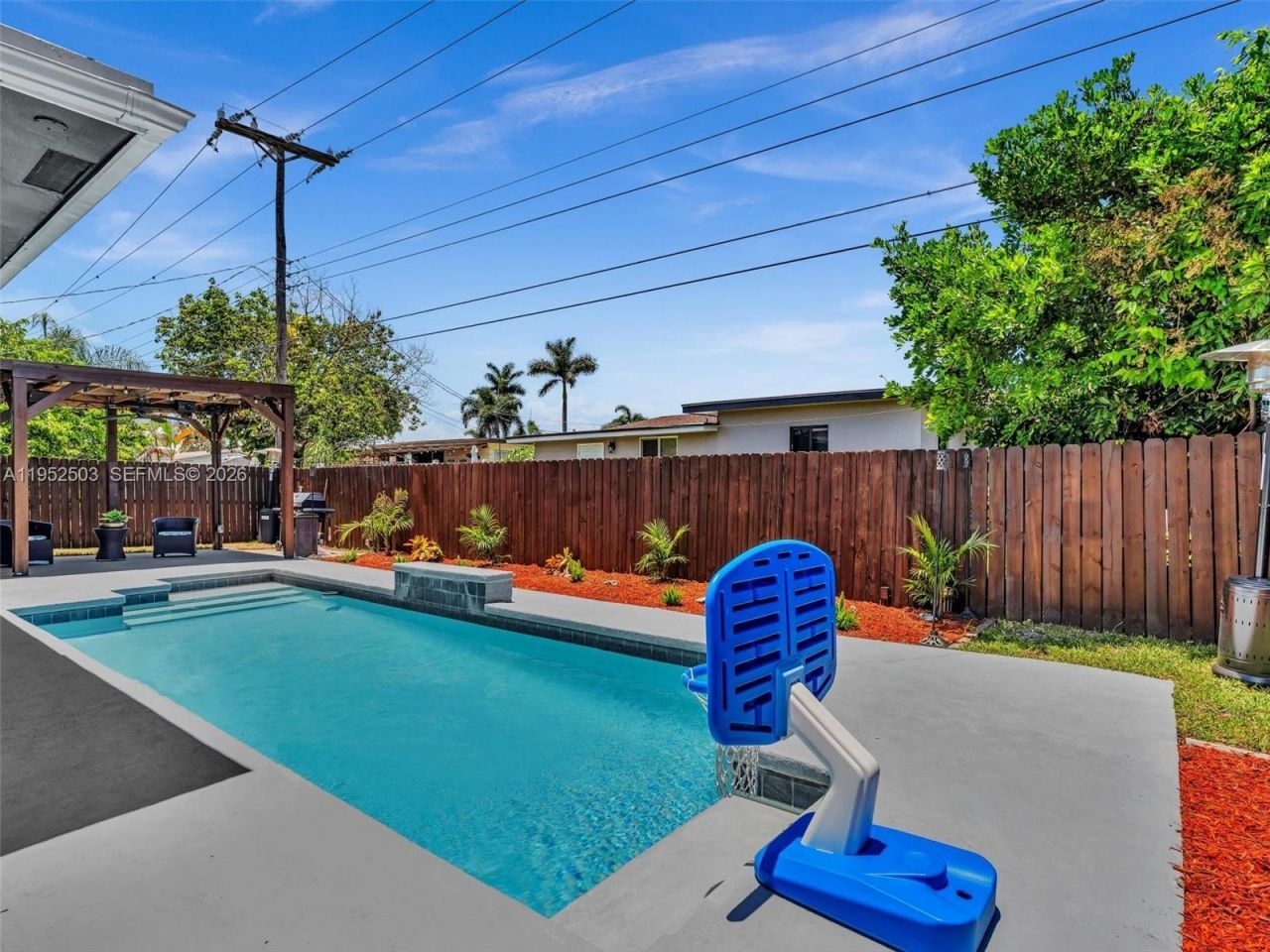 8581 NW 15th Ct, Pembroke Pines, FL 33024 Photo