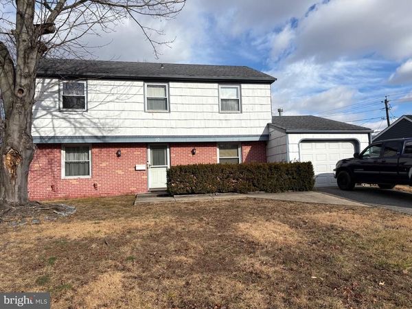 10 BEAVERDALE LANE, WILLINGBORO, NJ 08046