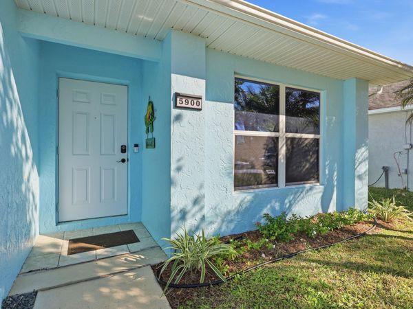 5900 Travelers Way, Fort Pierce, FL 34982