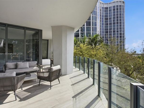 2831 S BAYSHORE DR, Unit 501, Miami, FL 33133