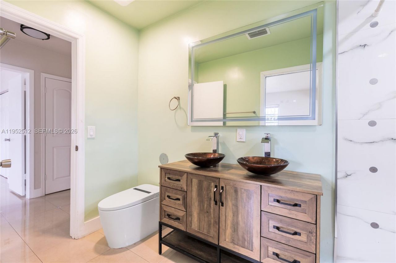 14601 NW 10th Ave, Miami, FL 33168 Photo