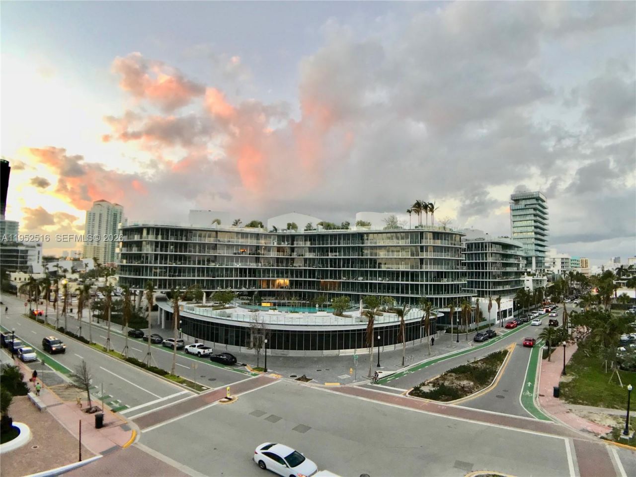 50 S Pointe Dr, Unit LOFT4, Miami Beach, FL 33139 Photo