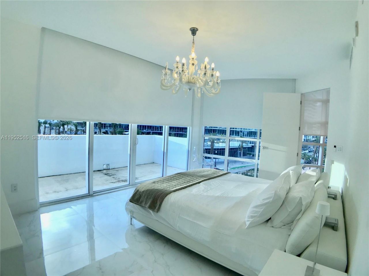 50 S Pointe Dr, Unit LOFT4, Miami Beach, FL 33139 Photo