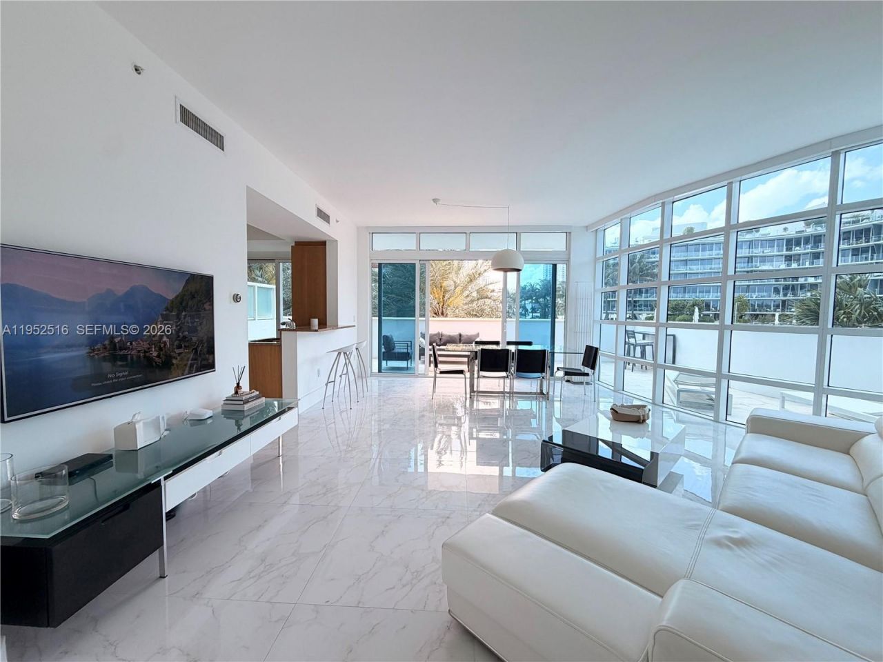 50 S Pointe Dr, Unit LOFT4, Miami Beach, FL 33139 Photo