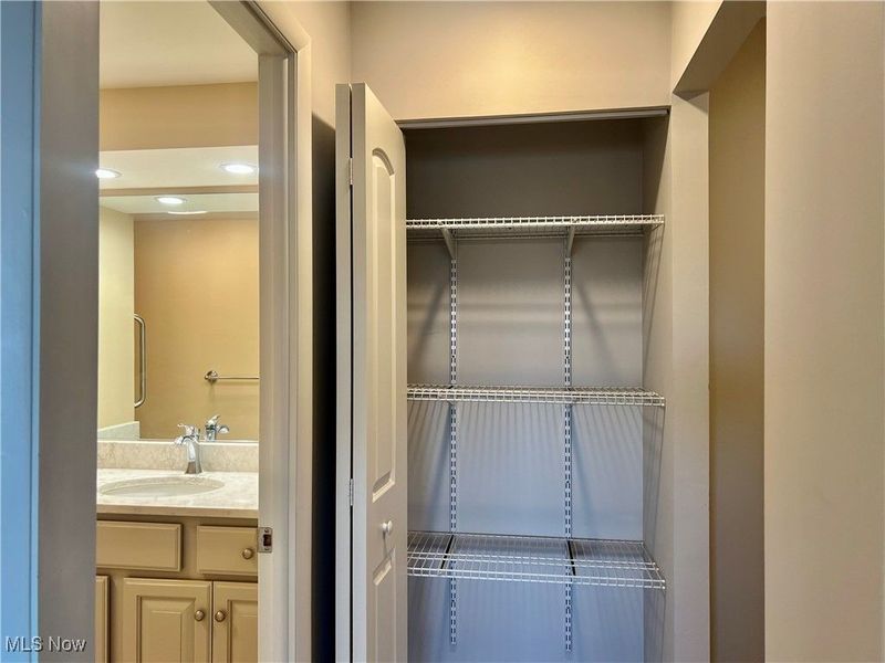 12550 Lake Avenue, Unit 904, Lakewood, OH 44107 Photo 25