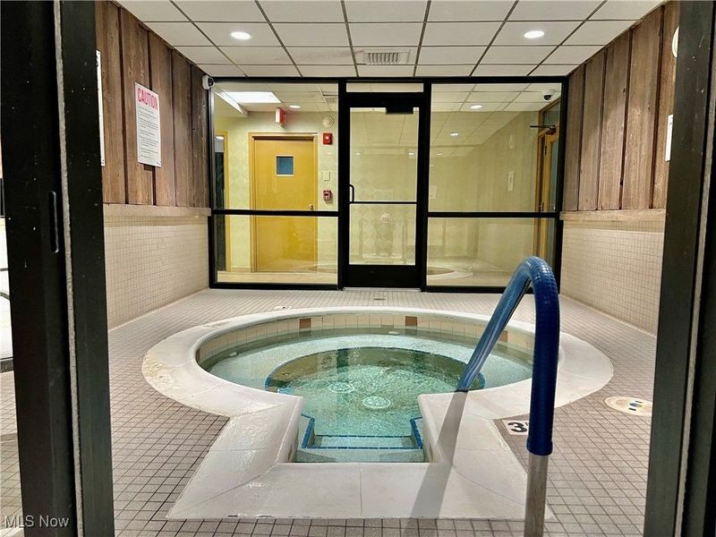12550 Lake Avenue, Unit 904, Lakewood, OH 44107 Photo 36