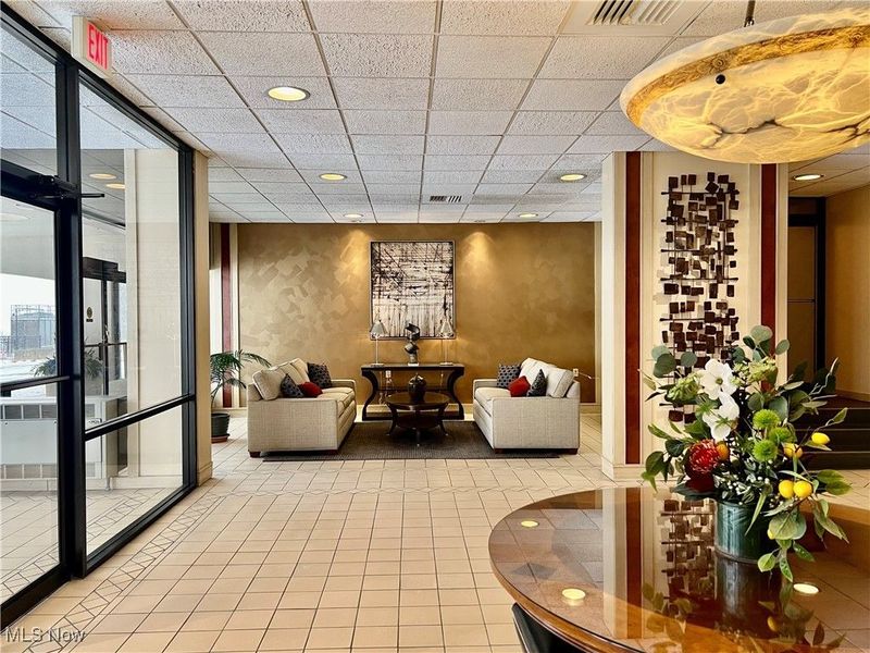 12550 Lake Avenue, Unit 904, Lakewood, OH 44107 Photo 41