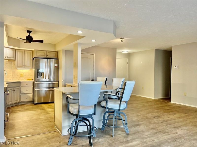 12550 Lake Avenue, Unit 904, Lakewood, OH 44107 Photo 9