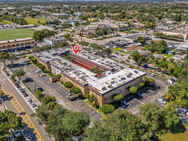 4655 Palm Ave , Unit 204, Hialeah, FL 33012