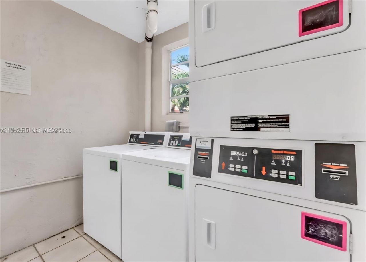 4655 Palm Ave , Unit 204, Hialeah, FL 33012 Photo