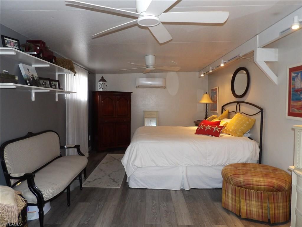 838 Hollyberry Ct, North Fort Myers, FL 33917 Photo