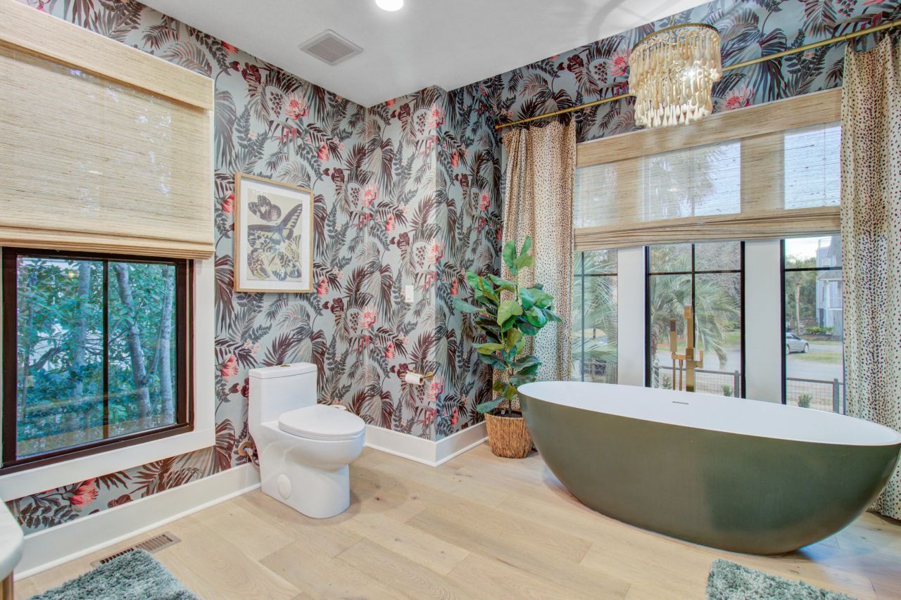 2918 Middle Street Photo 39