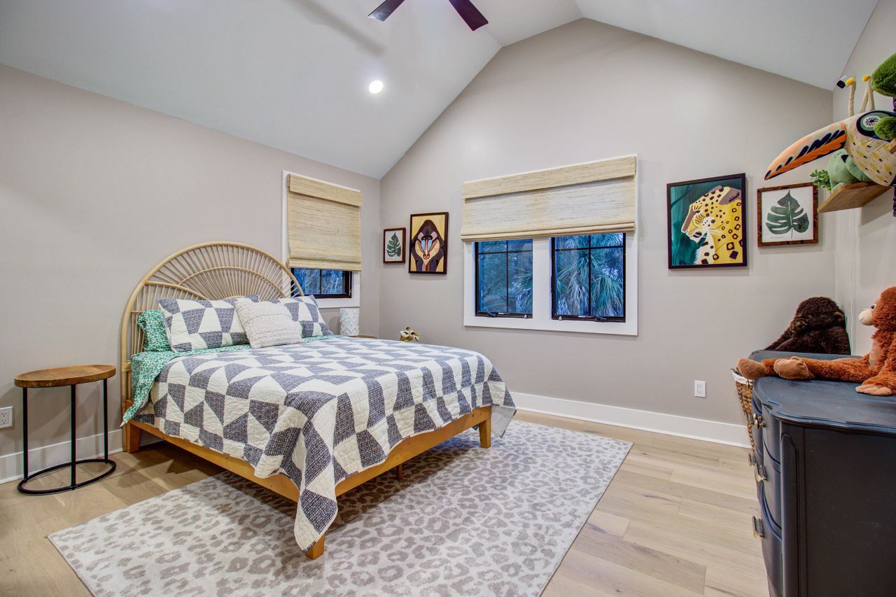 2918 Middle Street Photo 45