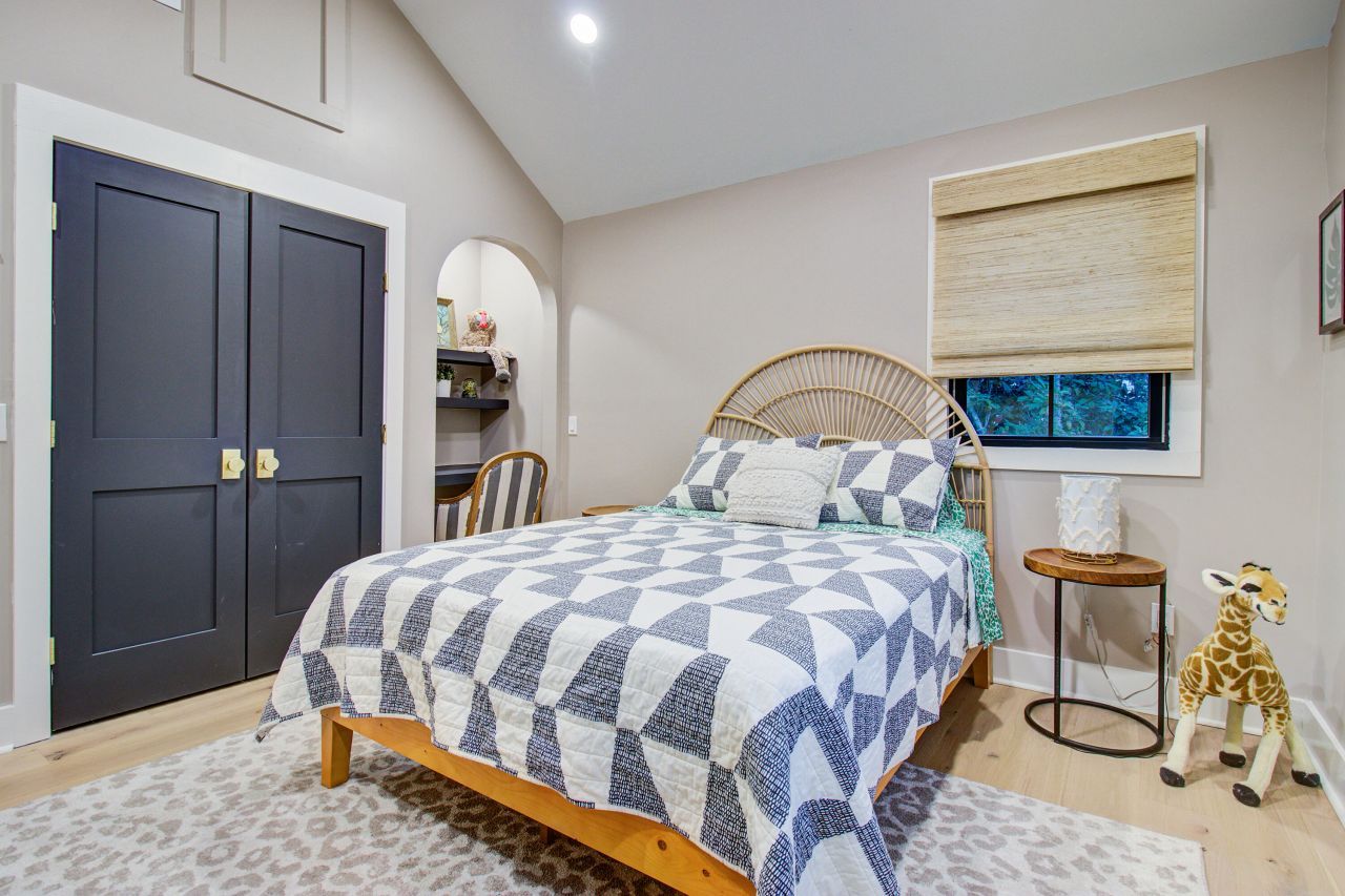 2918 Middle Street Photo 46