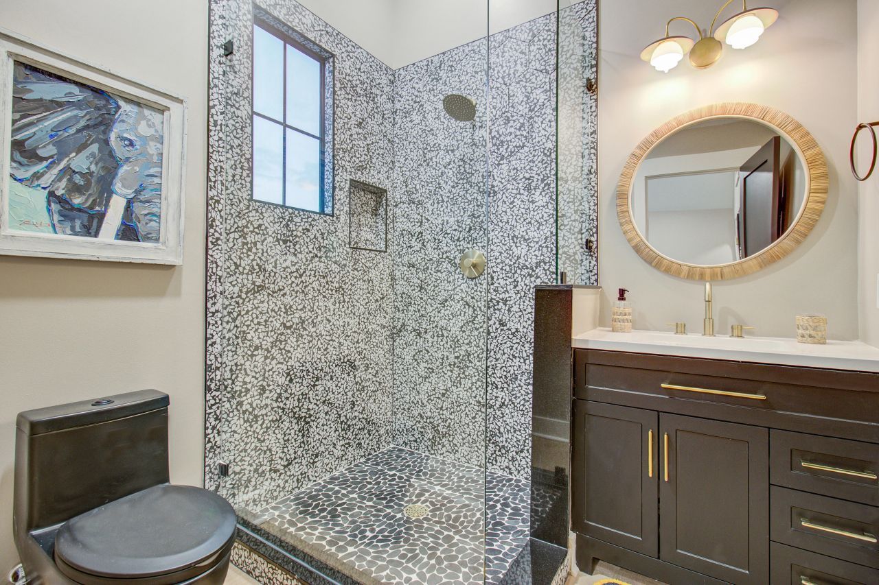 2918 Middle Street Photo 47