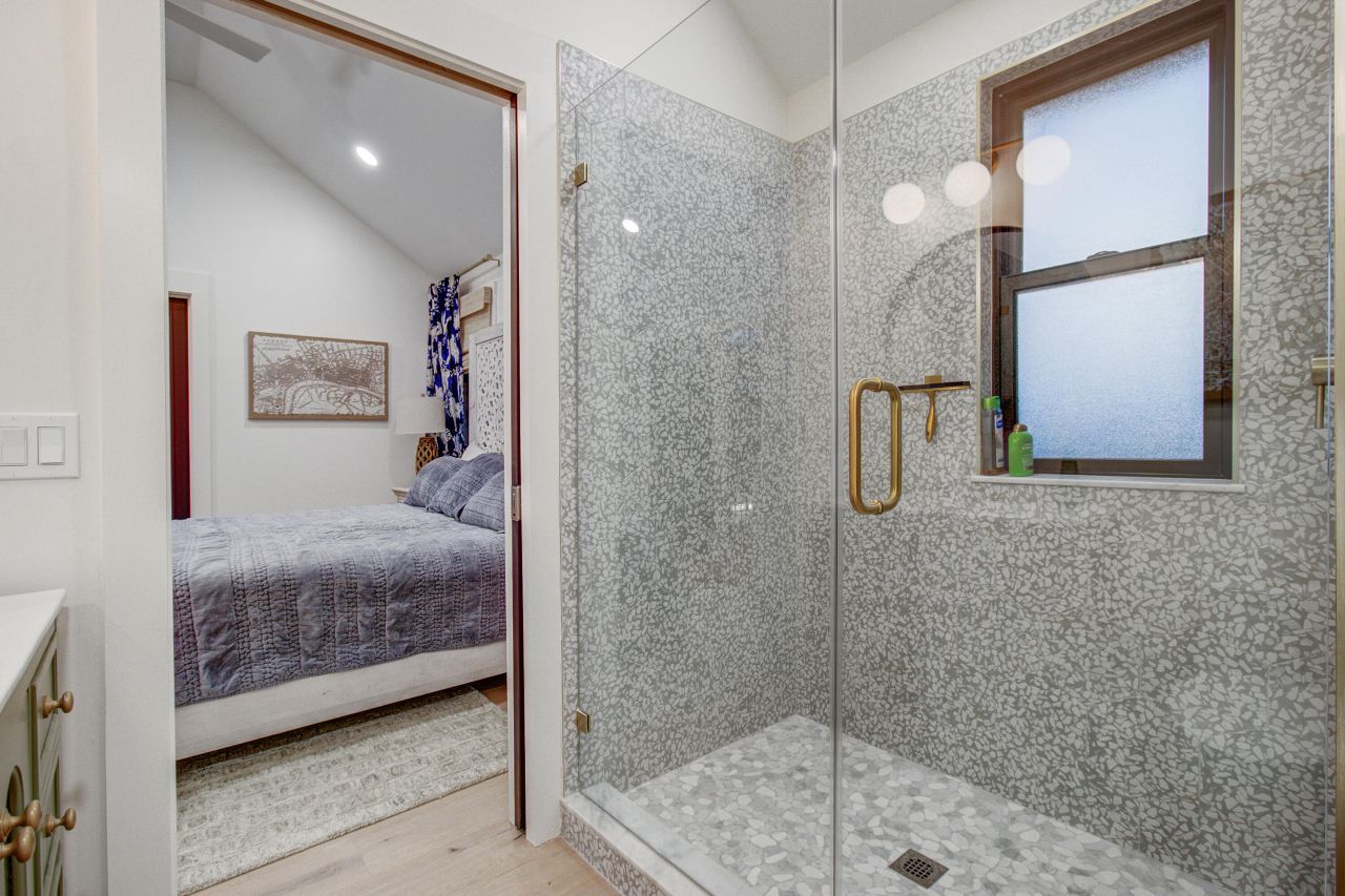 2918 Middle Street Photo 55