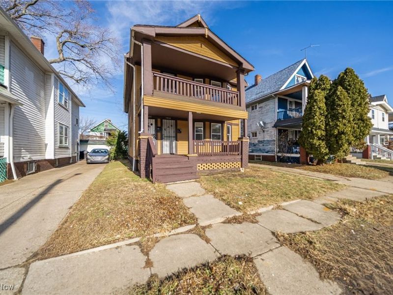 12521 Locke Avenue, Cleveland, OH 44108 Photo 3