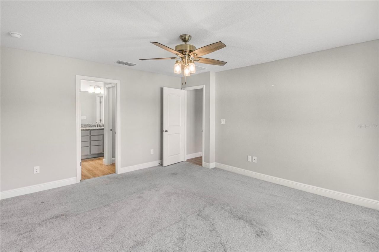 7326 34th Court E, Sarasota, FL 34243 Photo