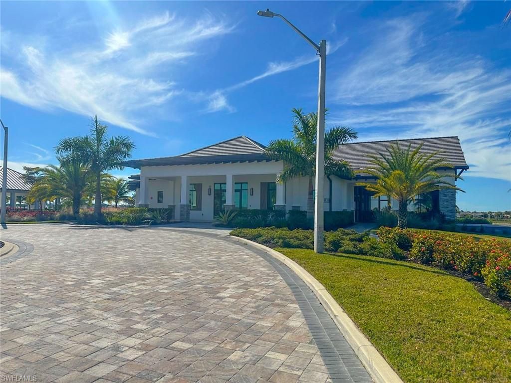 4605 Centaurus Cir, Naples, FL 34120 Photo