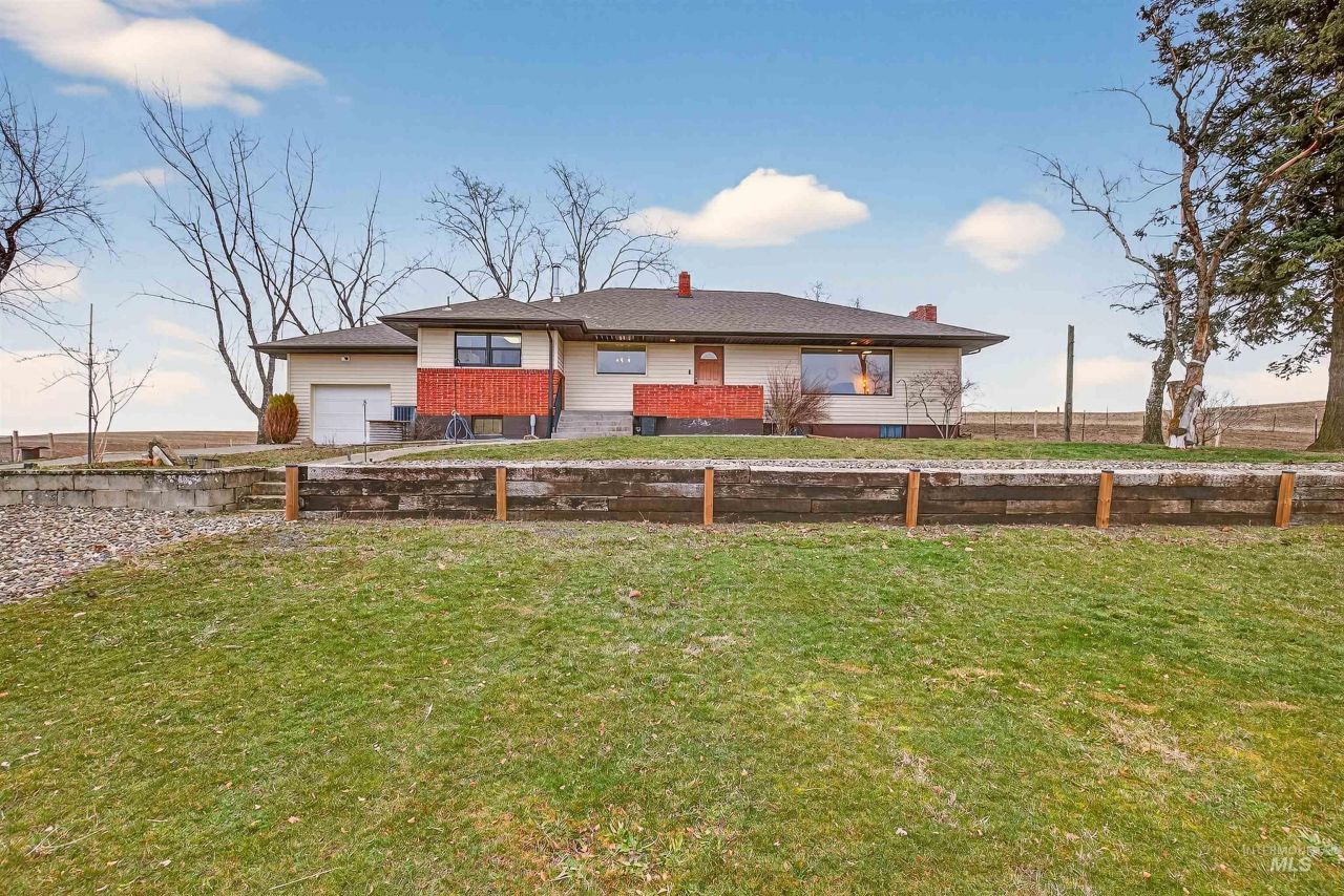 33785 South Road, Kendrick, ID 83537 Main Photo