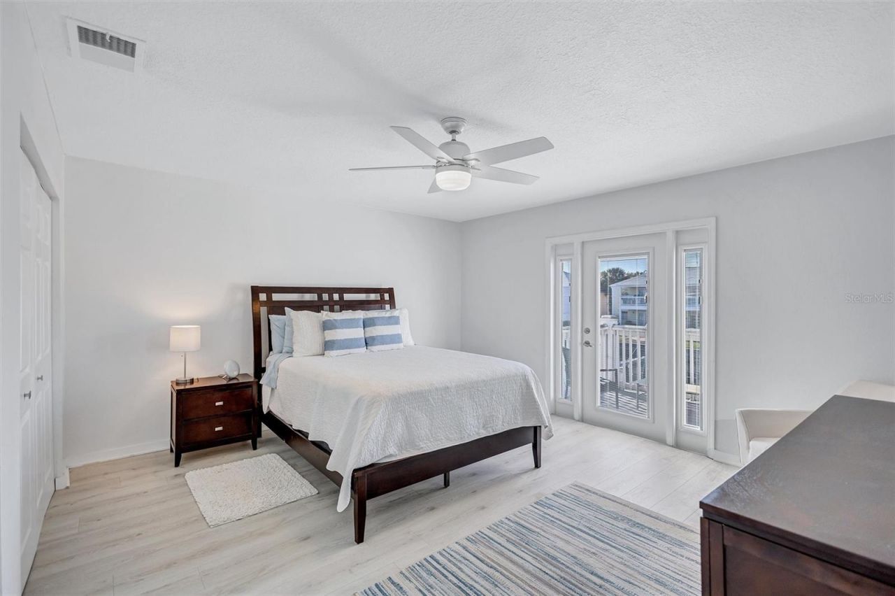 4799 Coquina Key Drive Se, Saint Petersburg, FL 33705 Photo